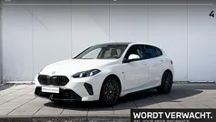 Gebruikt 2025 BMW 120 M Sport Hatchback | € 37.900 (Eerlijke prijs)