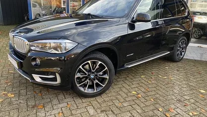 Zwart Gebruikt 2016 BMW X5 Comfort Edition SUV | € 33.950 (Eerlijke prijs)