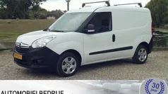 Wit Gebruikt 2015 Opel Combo Sport MPV | € 3.850 (Eerlijke prijs)