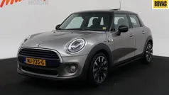 Gebruikt 2017 Mini Cooper Business Hatchback | € 13.950 (Eerlijke prijs)