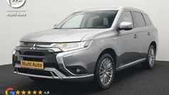 Grijs Gebruikt 2021 Mitsubishi Outlander P-HEV SUV | € 23.840 (Goede deal)