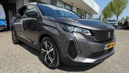 Grijs Gebruikt 2023 Peugeot 3008 GTi SUV | € 29.990 (Eerlijke prijs)