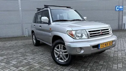 Grijs Gebruikt 2004 Mitsubishi Pajero SUV | € 2.644 (Eerlijke prijs)