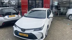 Gebruikt 2022 Toyota Corolla Active Sedan | € 23.950 (Eerlijke prijs)