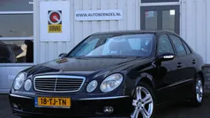 Zwart Gebruikt 2006 Mercedes E200 Avantgarde Sedan | € 6.900 (Eerlijke prijs)
