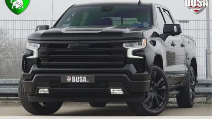 Occasion Chevrolet Silverado 426 PK (313 kW) 2024 Zwart (metallic) Pickup