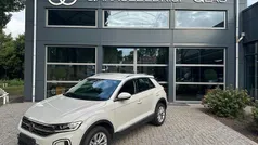 Gebruikt 2024 VW T-Roc Style SUV | € 33.500 (Eerlijke prijs)