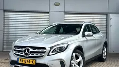 Grijs Gebruikt 2017 Mercedes GLA180 Premium SUV | € 17.999 (Goede deal)