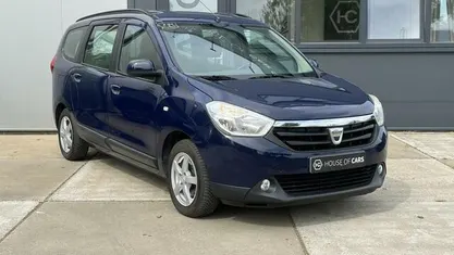 Occasion Dacia Lodgy Prestige 116 PK (85 kW) 2013 Blauw MPV