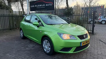 Groen Occasion 2013 Seat Ibiza Style Hatchback | € 2.390 (Goede deal)