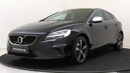 Occasion Volvo V40 154 PK (113 kW) 2019 Zwart Hatchback