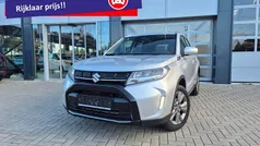 Grijs Gebruikt 2025 Suzuki Vitara SUV | € 27.999 (Eerlijke prijs)