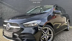 Zwart Gebruikt 2022 Mercedes B250 AMG line MPV | € 31.950 (Eerlijke prijs)