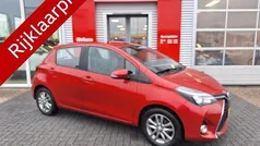 Rood Gebruikt 2016 Toyota Yaris Trend Hatchback | € 10.900 (Eerlijke prijs)