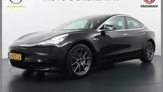 Zwart Gebruikt 2020 Tesla Model 3 Standard Range Plus Sedan | € 19.895 (Super prijs)