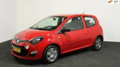Rood Gebruikt 2012 Renault Twingo Authentique Hatchback | € 3.990 (Eerlijke prijs)