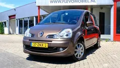 Bruin Gebruikt 2013 Renault Grand Modus Night&Day MPV | € 7.250 (Eerlijke prijs)