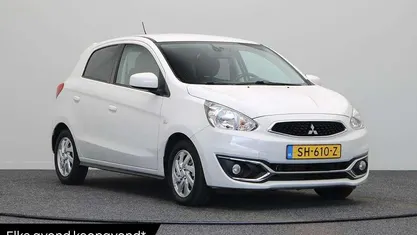 Wit Gebruikt 2018 Mitsubishi Space Star Intense Hatchback | € 7.945 (Eerlijke prijs)