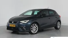 Grijs Gebruikt 2023 Seat Ibiza Sport Hatchback | € 19.895 (Goede deal)