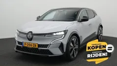 Grijs Gebruikt 2022 Renault Mégane Iconic Hatchback | € 29.950 (Eerlijke prijs)