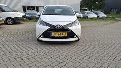 Gebruikt 2016 Toyota Aygo X-play Hatchback | € 4.950 (Eerlijke prijs)