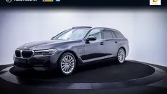Grijs Gebruikt 2021 BMW 530e Executive Stationwagen | € 32.125 (Goede deal)