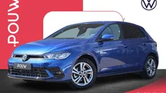 Blauw, metallic lak Gebruikt 2024 VW Polo R-line Hatchback | € 26.750 (Eerlijke prijs)