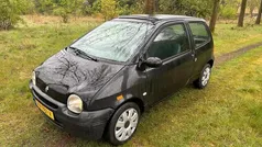 Gebruikt 2003 Renault Twingo Authentique Hatchback | € 1.350 (Eerlijke prijs)