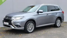 Gebruikt 2021 Mitsubishi Outlander Intense SUV | € 24.885 (Eerlijke prijs)