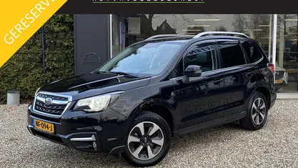 Zwart Occasion 2017 Subaru Forester Premium SUV | € 23.995 (Eerlijke prijs)