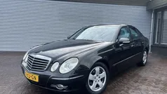 Zwart Gebruikt 2007 Mercedes E200 Avantgarde Sedan | € 2.950
