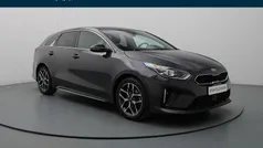 Grijs Gebruikt 2021 Kia ProCeed GT-Line Hatchback | € 23.290 (Eerlijke prijs)