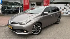 Gebruikt 2015 Toyota Auris Hybrid Stationwagen | € 15.695 (Eerlijke prijs)