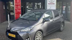 Gebruikt 2019 Toyota Yaris Hybrid Hatchback | € 15.499 (Eerlijke prijs)