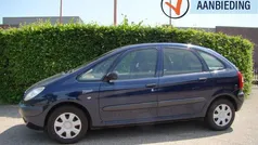 Blauw Gebruikt 2001 Citroën Xsara Picasso MPV | € 999