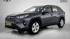 Grijs metallic Gebruikt 2019 Toyota RAV4 Active SUV | € 27.945 (Eerlijke prijs)