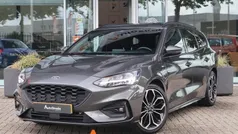 Grijs Gebruikt 2020 Ford Focus ST-Line Stationwagen | € 20.900 (Eerlijke prijs)