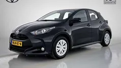 Gebruikt 2024 Toyota Yaris Hybrid Active Hatchback | € 22.745 (Eerlijke prijs)