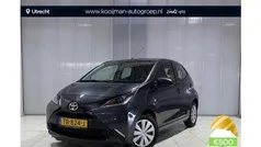Grijs Gebruikt 2018 Toyota Aygo Hatchback | € 8.900 (Eerlijke prijs)