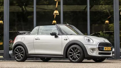 Occasion Mini Cooper Cabriolet Business 136 PK (100 kW) 2017 Wit, metallic lak Cabriolet