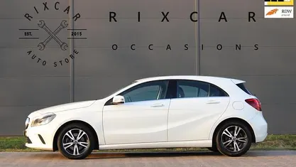 Wit Occasion 2017 Mercedes A160 Hatchback | € 12.490 (Eerlijke prijs)