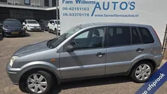 Grijs Gebruikt 2005 Ford Fusion Futura MPV | € 3.443 (Eerlijke prijs)