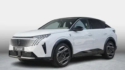 Occasion 2024 Peugeot e-3008 Avantage SUV | € 38.889 (Eerlijke prijs)