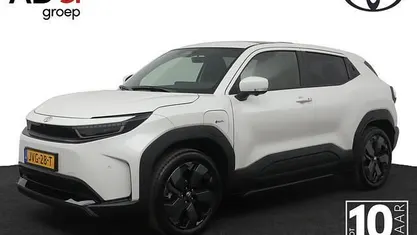 Nieuw Toyota Urban Cruiser Executive 127 kW (174 PK) 2026 Wit SUV