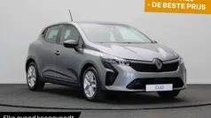 Grijs Gebruikt 2024 Renault Clio V Evolution Hatchback | € 18.945 (Eerlijke prijs)