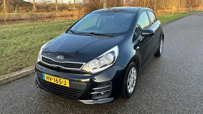 Occasion 2015 Kia Rio Hatchback | € 5.350 (Goede deal)
