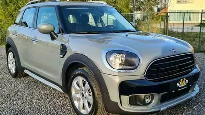Grijs Gebruikt 2020 Mini ONE Hatchback | € 21.250 (Eerlijke prijs)