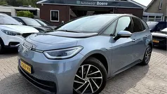 Blauw, metallic lak Gebruikt 2020 VW ID.3 Business Hatchback | € 16.850 (Goede deal)