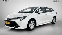Wit Gebruikt 2022 Toyota Corolla Comfort Stationwagen | € 21.950 (Eerlijke prijs)