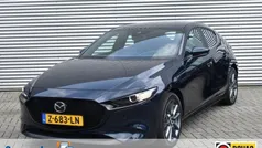 Blauw Gebruikt 2022 Mazda 3 Hatchback | € 24.740 (Eerlijke prijs)